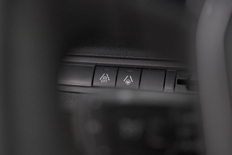 Vehicle Image 40