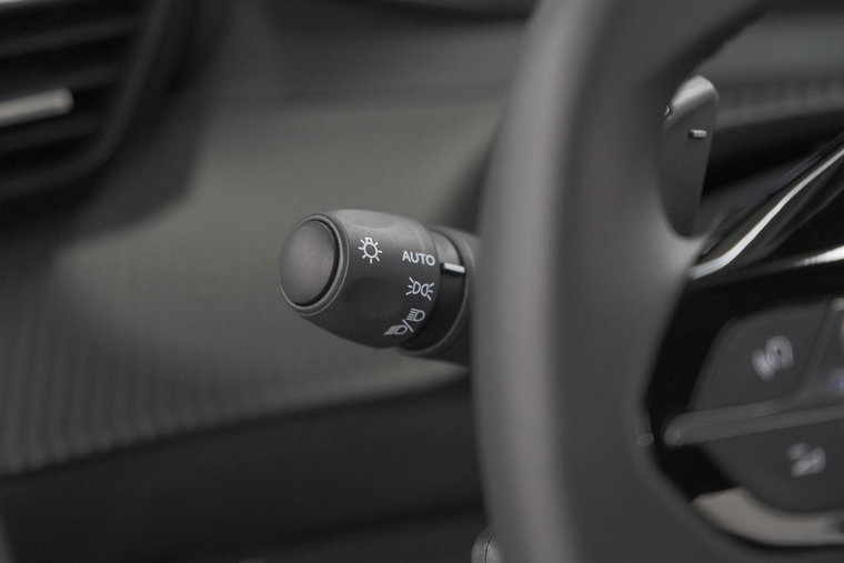 Vehicle Image 38