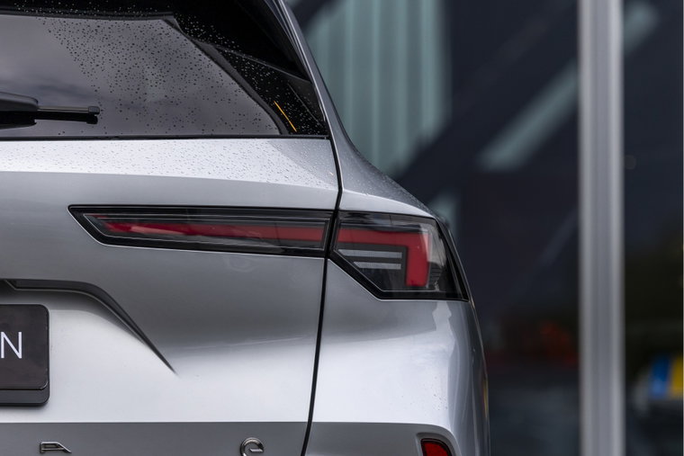 Vehicle Image 37