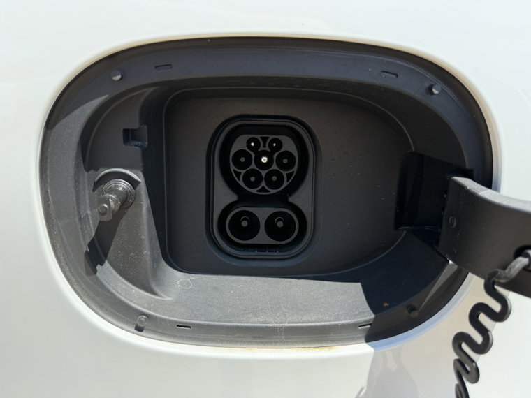 Vehicle Image 31