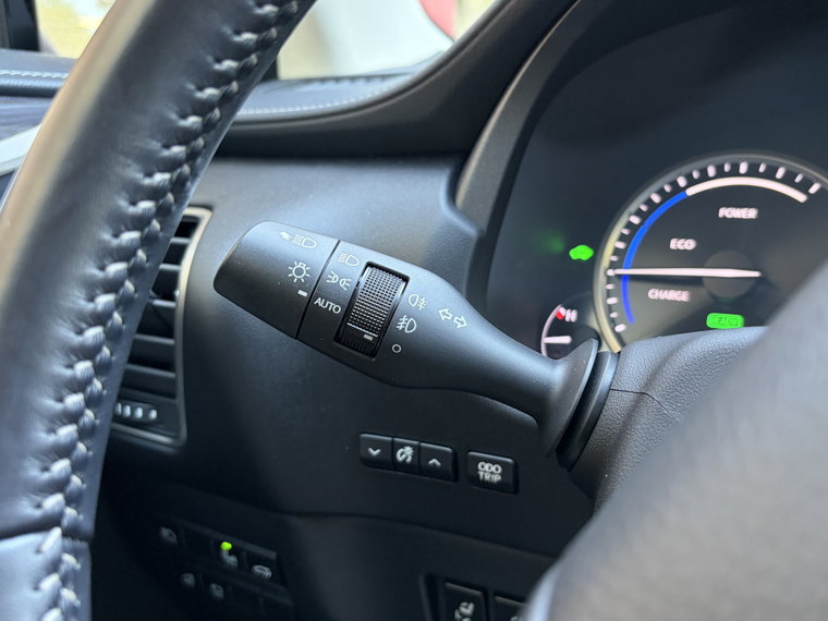 Vehicle Image 28