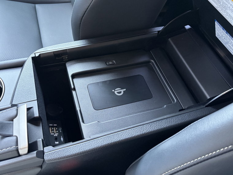 Vehicle Image 50