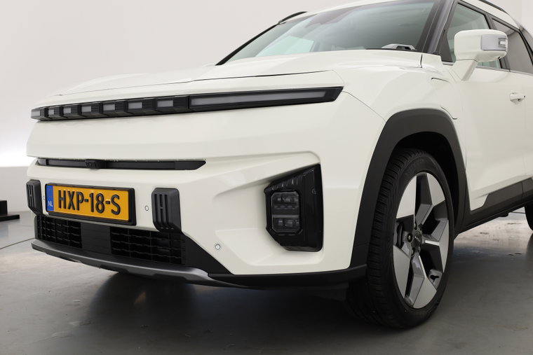 Vehicle Image 36