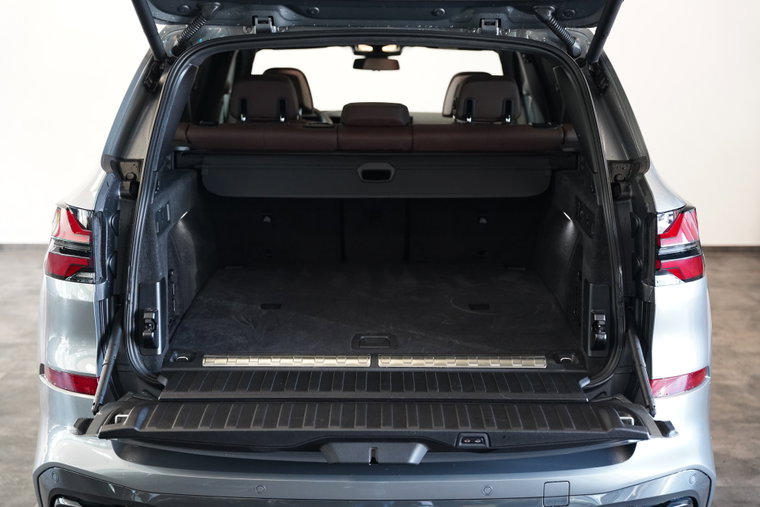 Vehicle Image 31