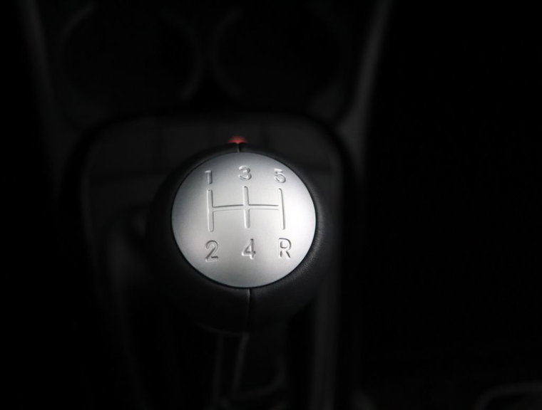Vehicle Image 53