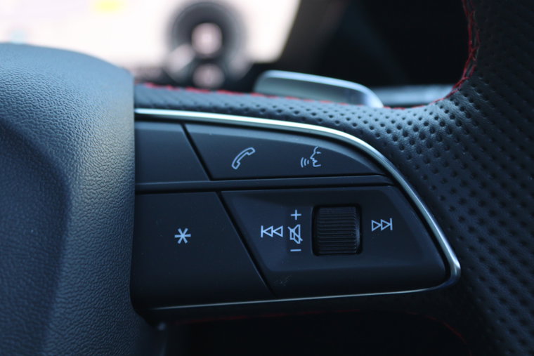 Vehicle Image 30