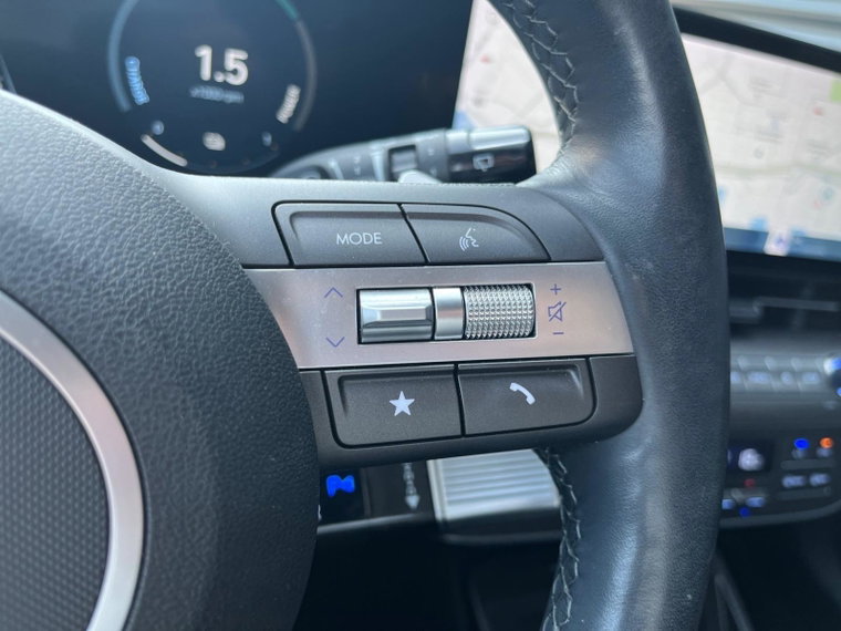 Vehicle Image 26