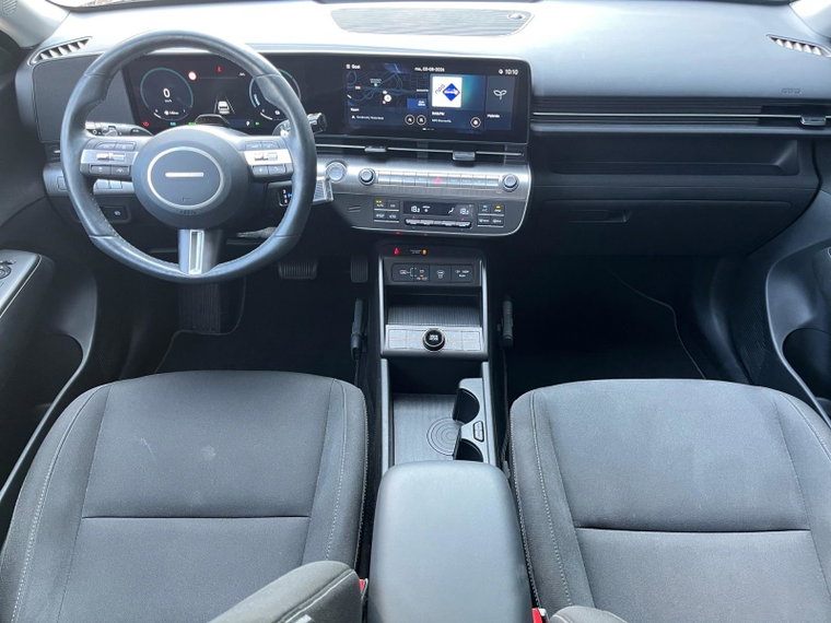 Vehicle Image 10