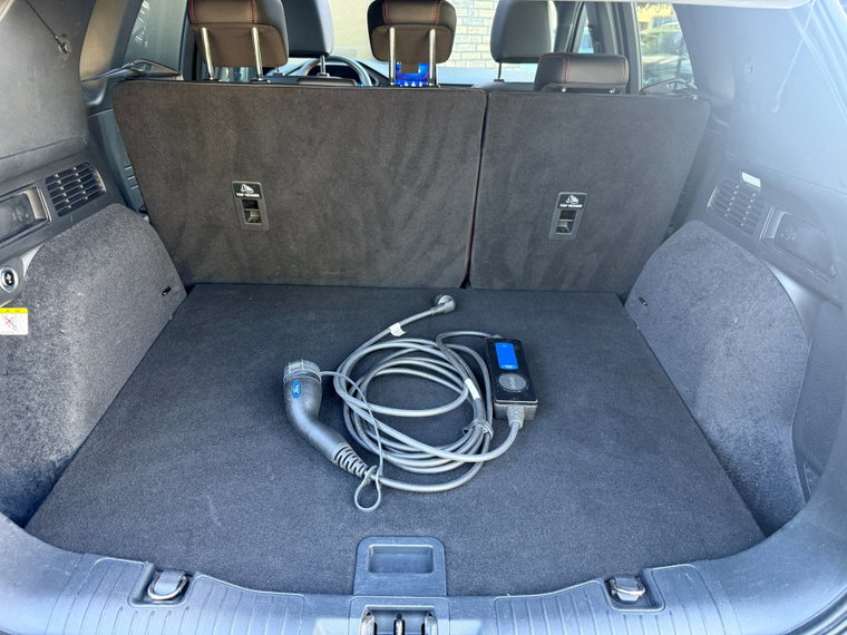 Vehicle Image 30