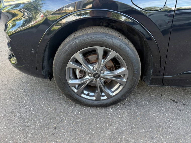 Vehicle Image 39