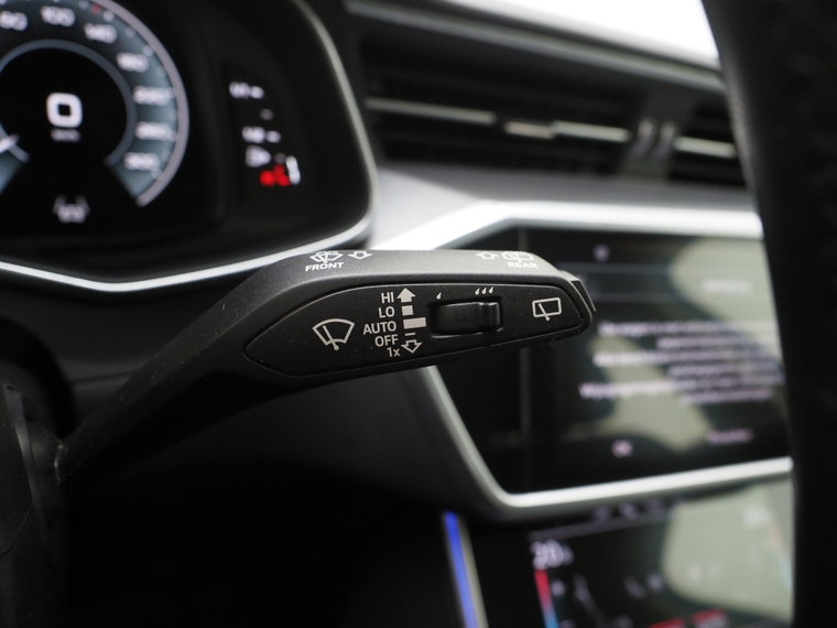 Vehicle Image 26