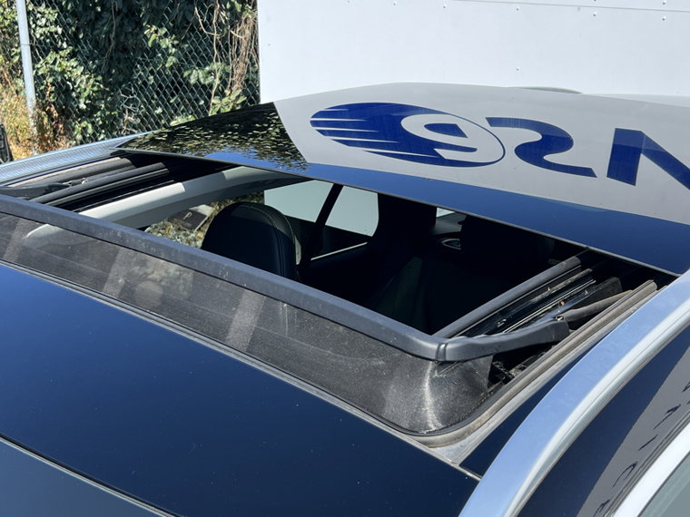 Vehicle Image 34