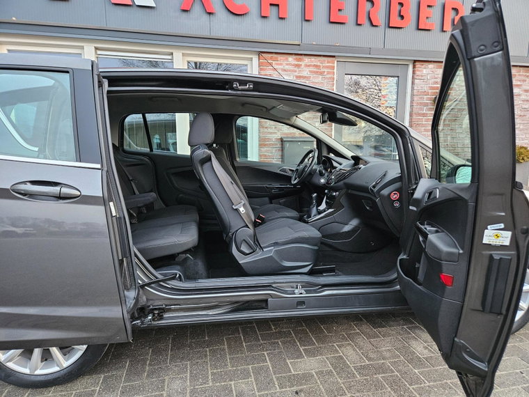 Vehicle Image 31