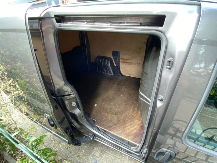 Vehicle Image 22