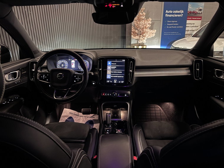 Vehicle Image 37