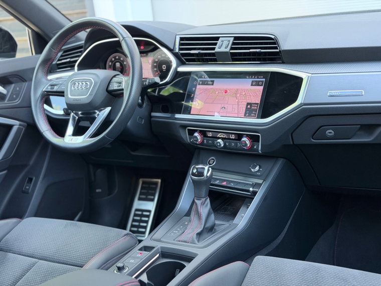 Vehicle Image 17