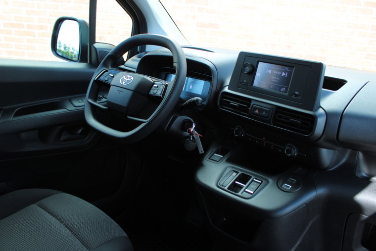 Vehicle Image 7