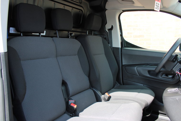 Vehicle Image 11