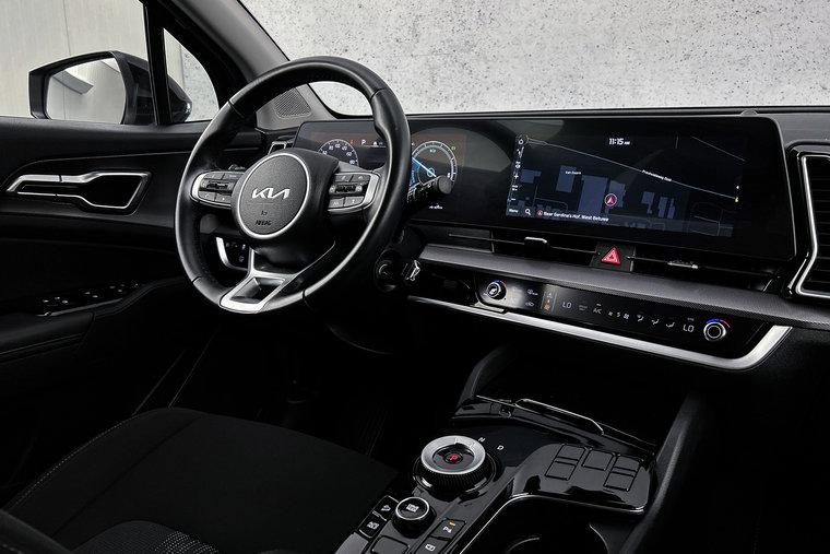 Vehicle Image 14