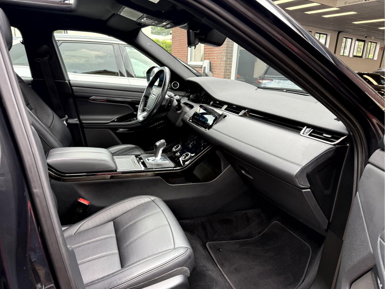 Vehicle Image 23