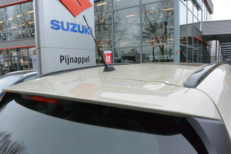 Vehicle Image 13
