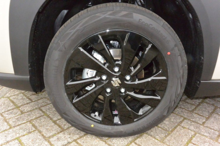 Vehicle Image 17