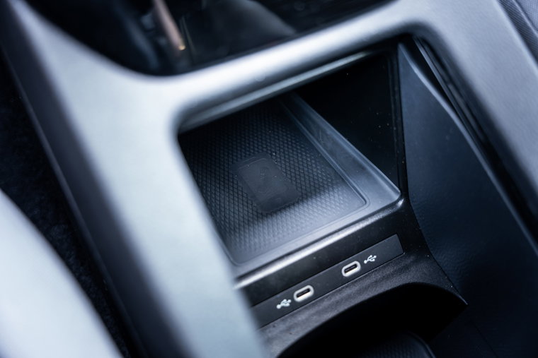 Vehicle Image 30