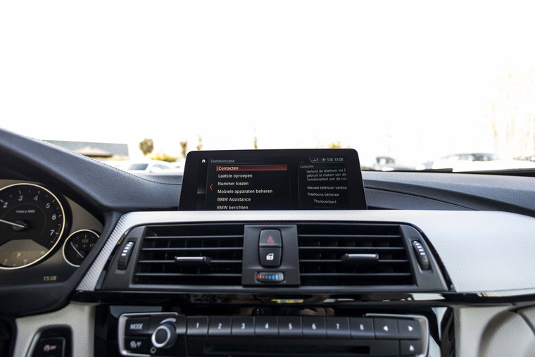 Vehicle Image 35