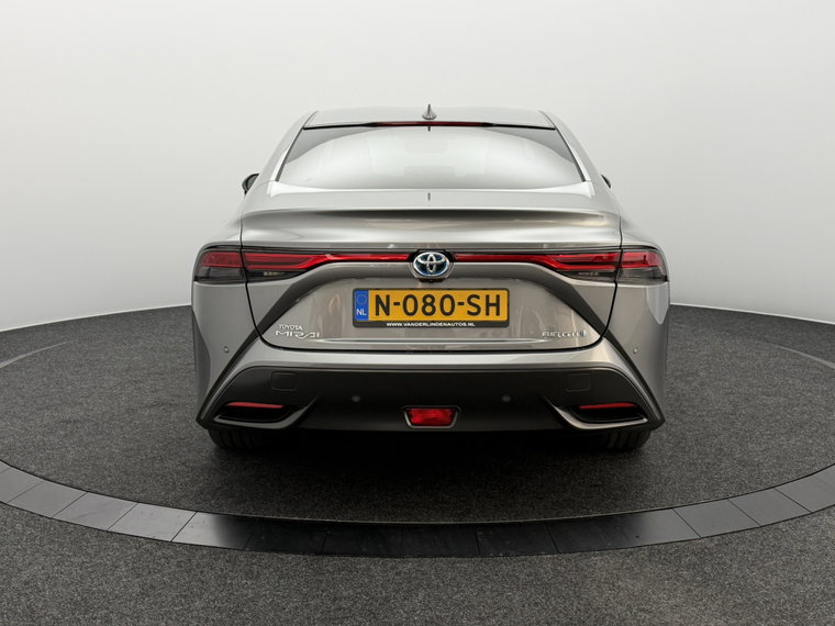 Vehicle Image 33