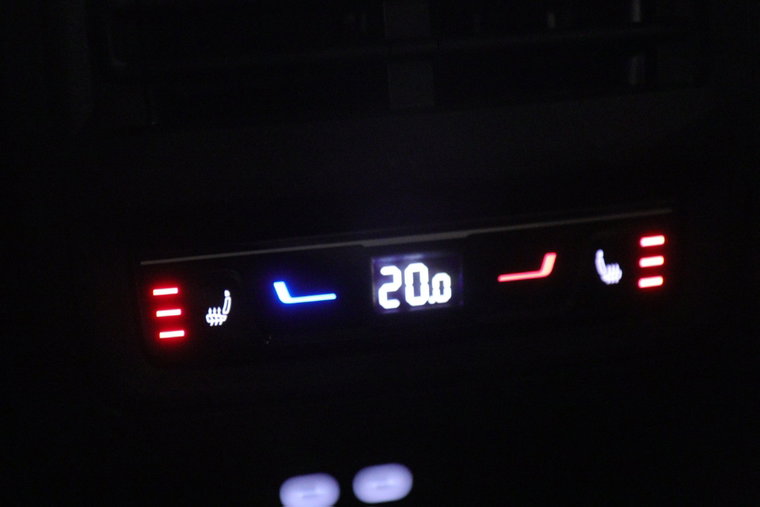 Vehicle Image 24