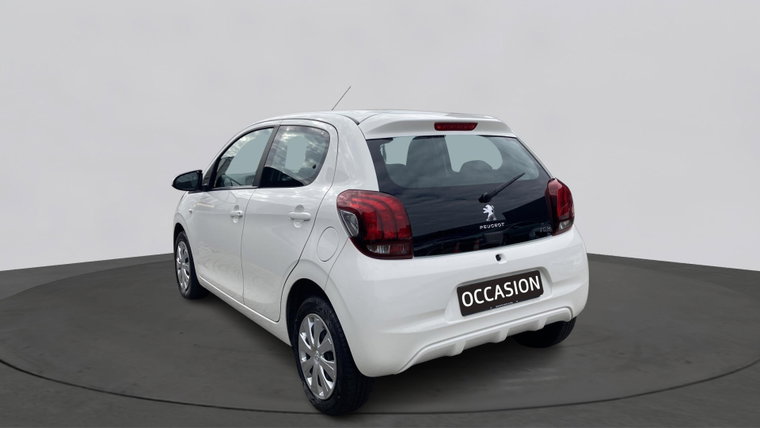 Vehicle Image 8