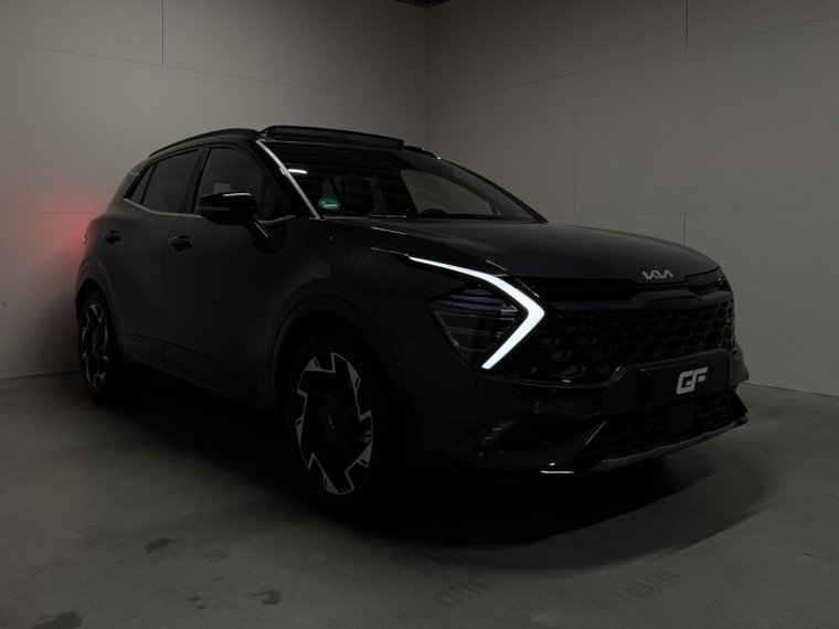 Vehicle Image 13