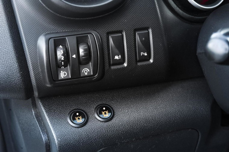 Vehicle Image 20