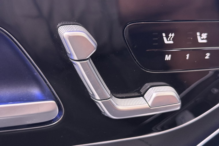 Vehicle Image 23