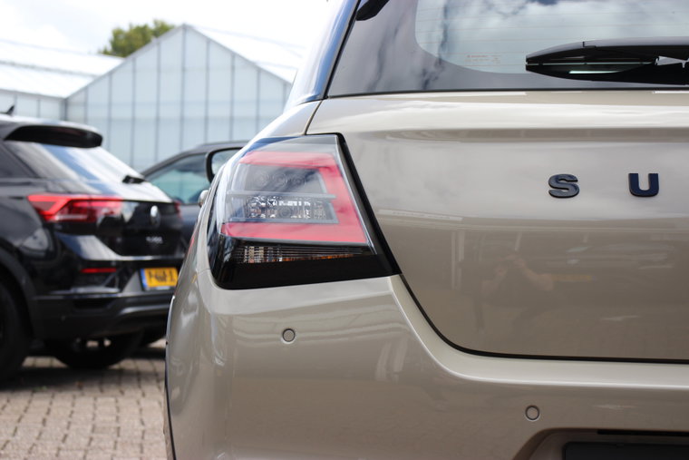 Vehicle Image 35
