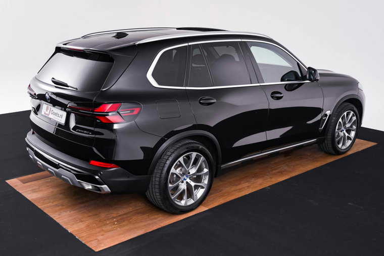 Vehicle Image 50