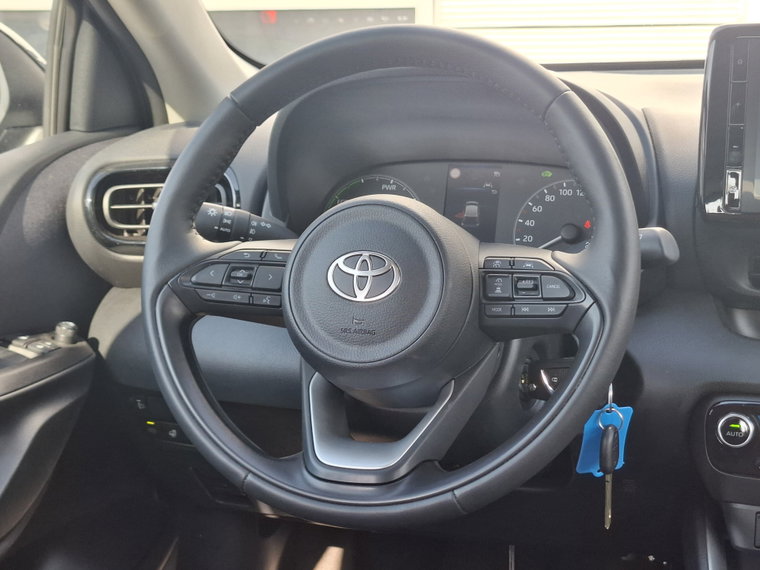 Vehicle Image 21