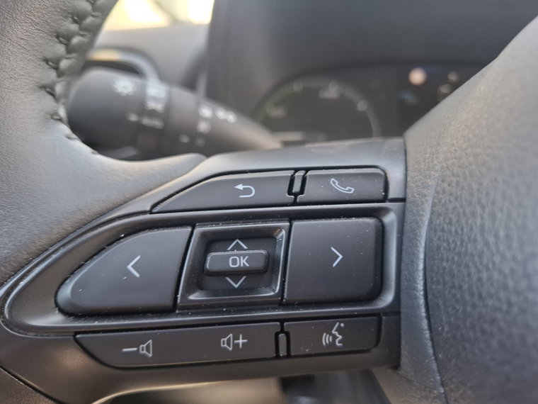 Vehicle Image 22