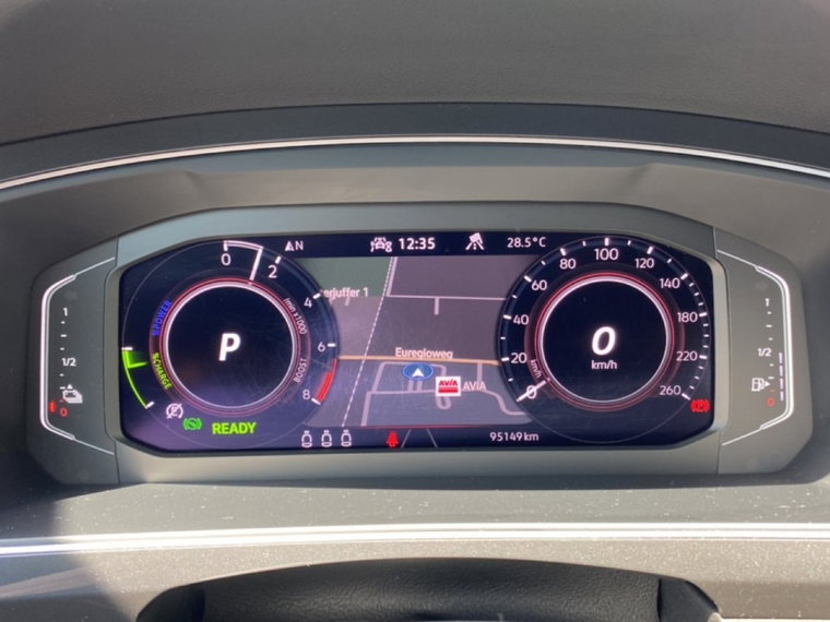 Vehicle Image 18