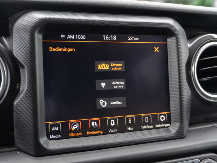 Vehicle Image 32