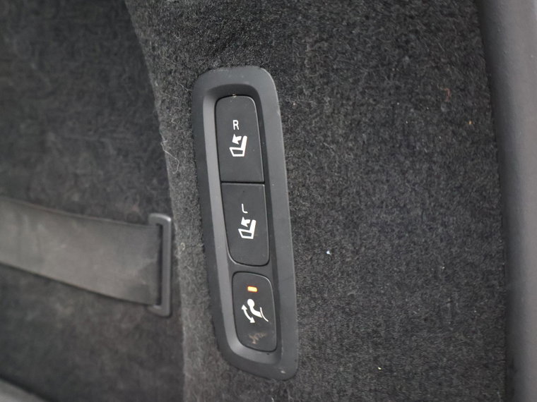 Vehicle Image 57