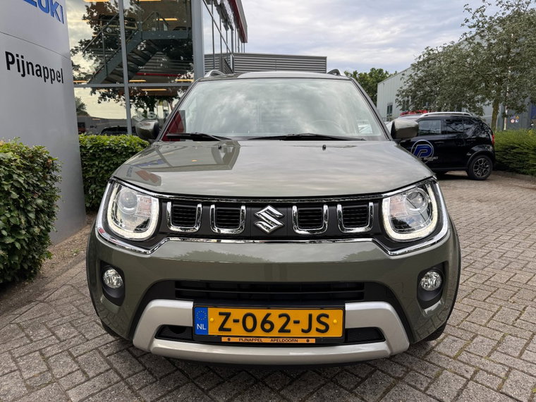 Vehicle Image 4
