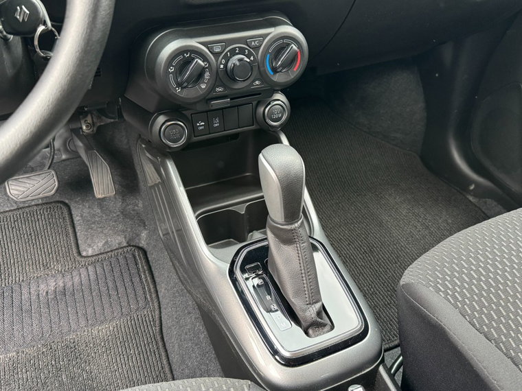 Vehicle Image 24