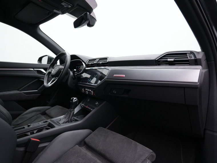 Vehicle Image 39
