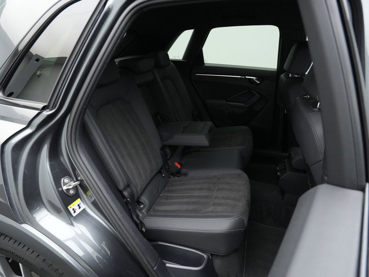 Vehicle Image 41