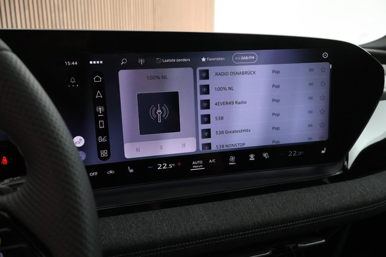 Vehicle Image 42