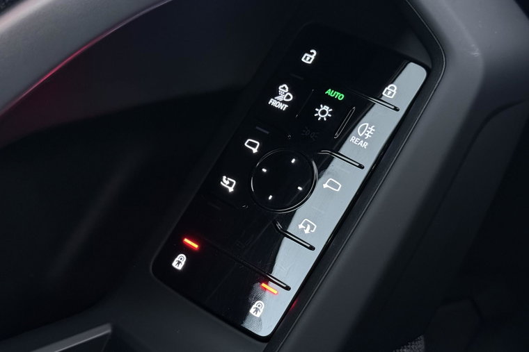 Vehicle Image 47