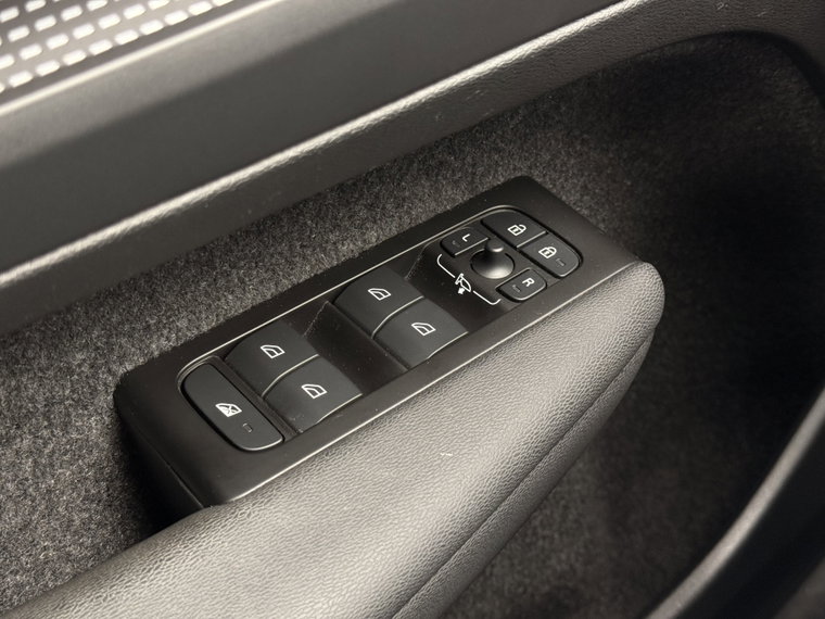 Vehicle Image 49
