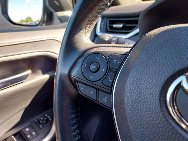 Vehicle Image 30