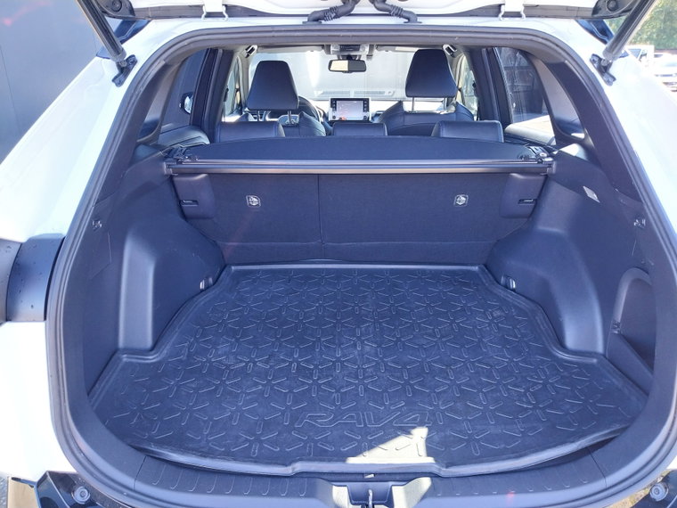 Vehicle Image 38